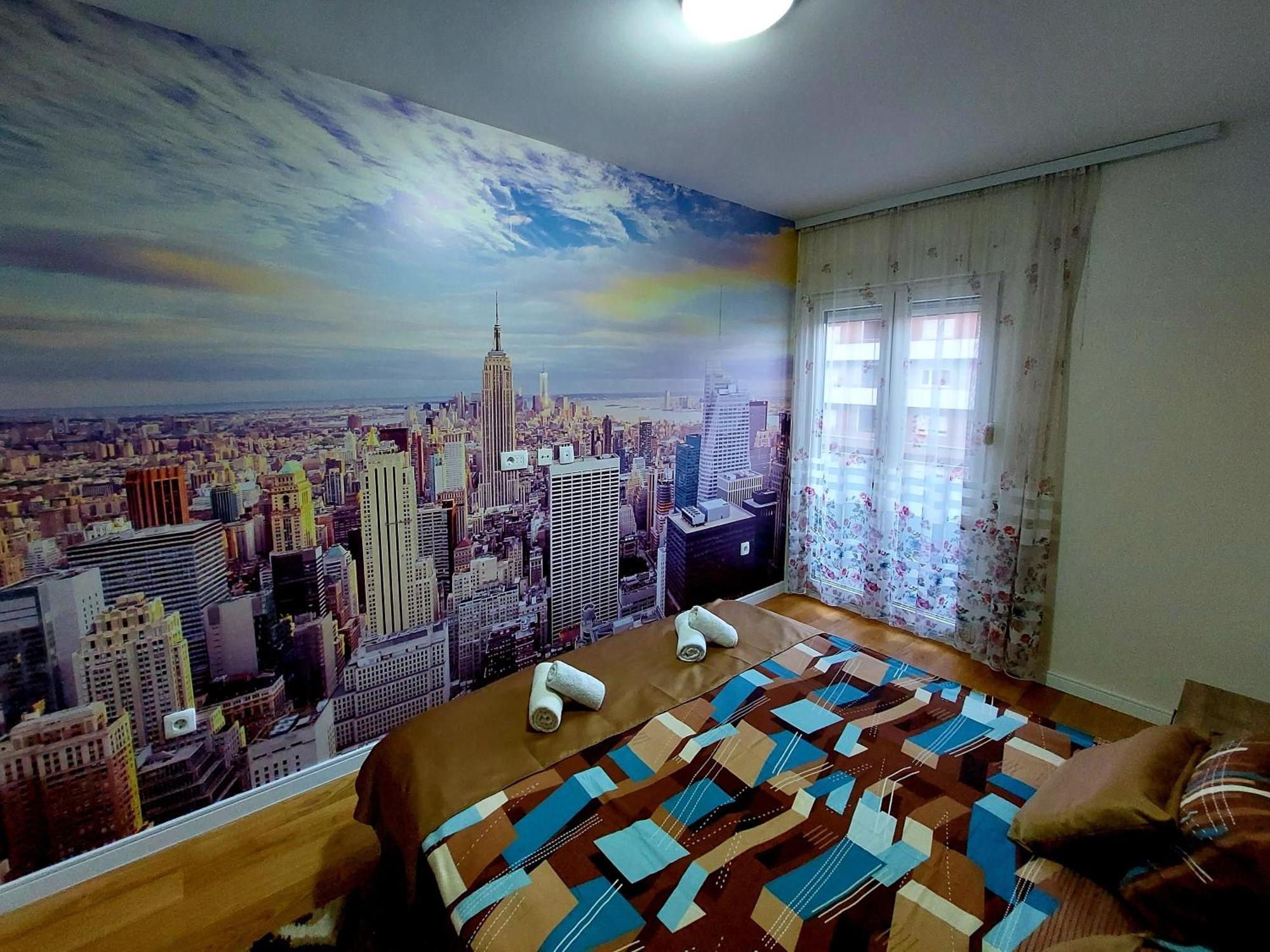 New York - Central Point Podgorica Habitación foto